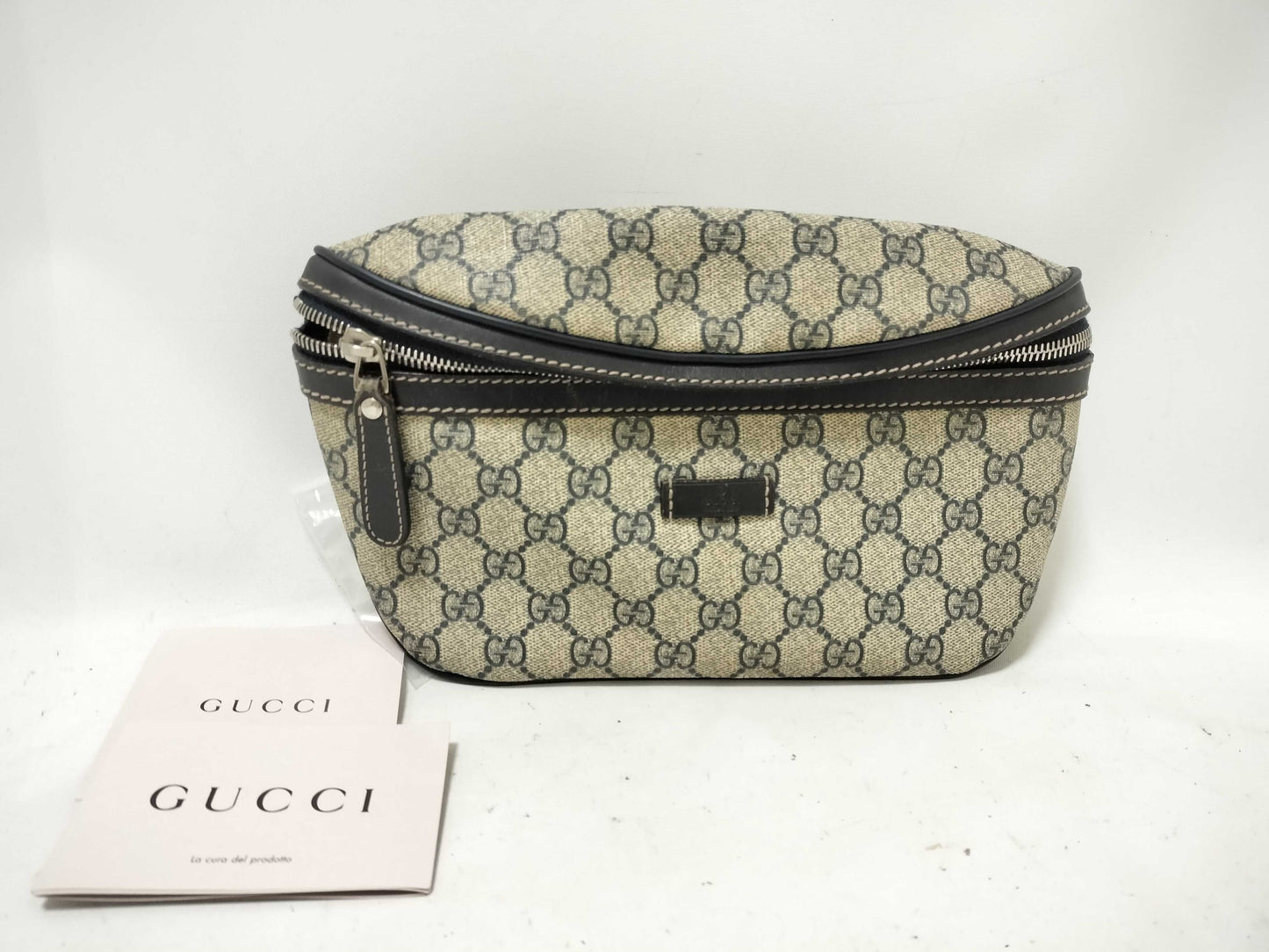 GUCCI GG Supreme Gucci GG Body Bag Shoulder Bag