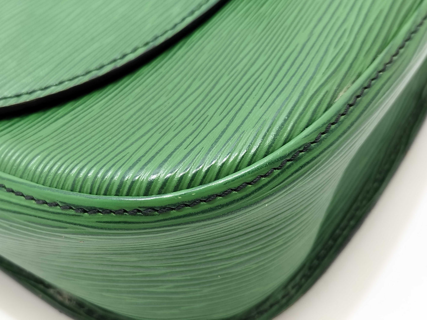 LOUIS VUITTON Epi LV Epi Saint-Cloud M52194 Shoulder Bag