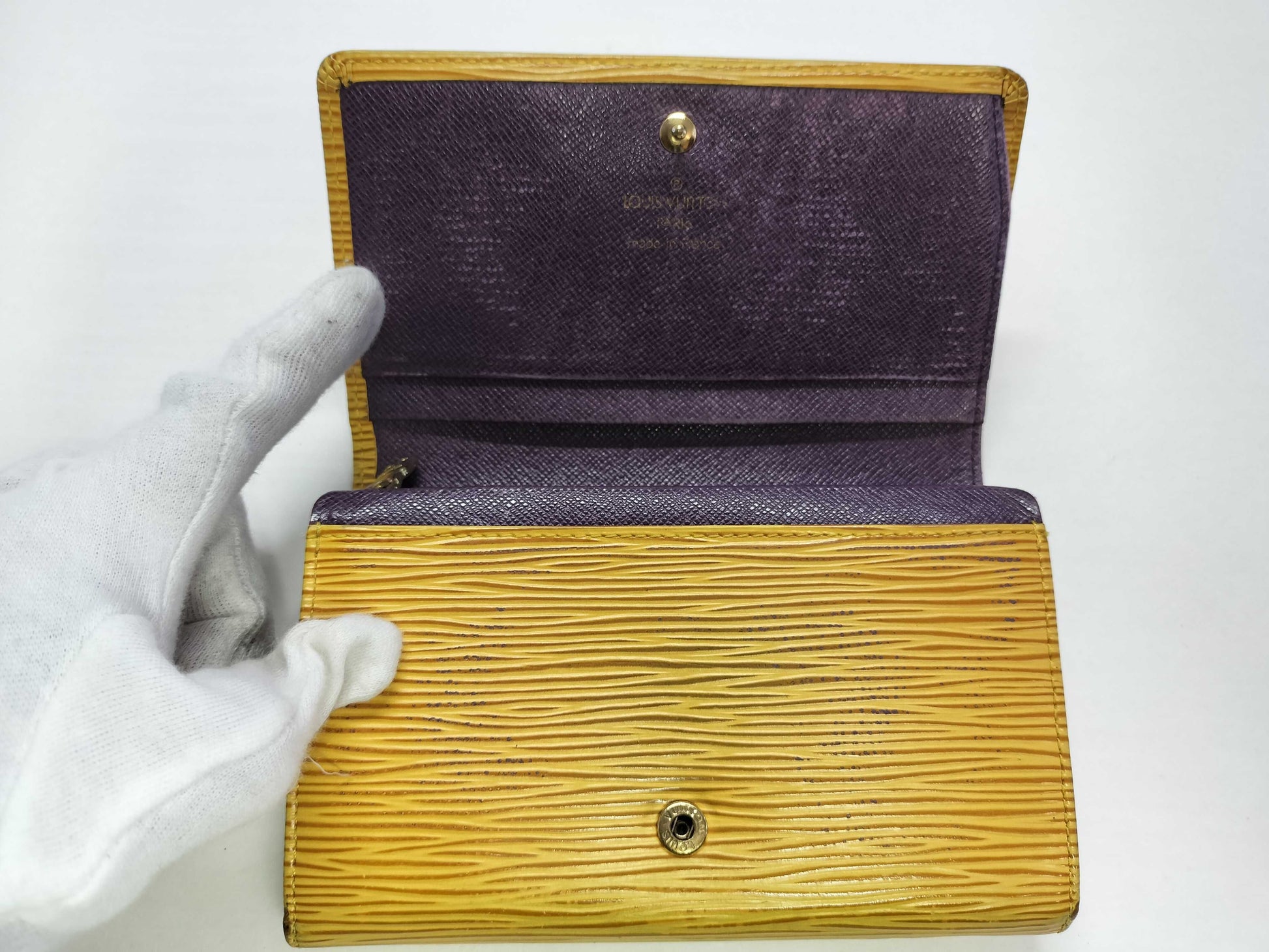 LOUIS VUITTON Epi LV Epi L-shaped Zip Wallet M61509 Wallet