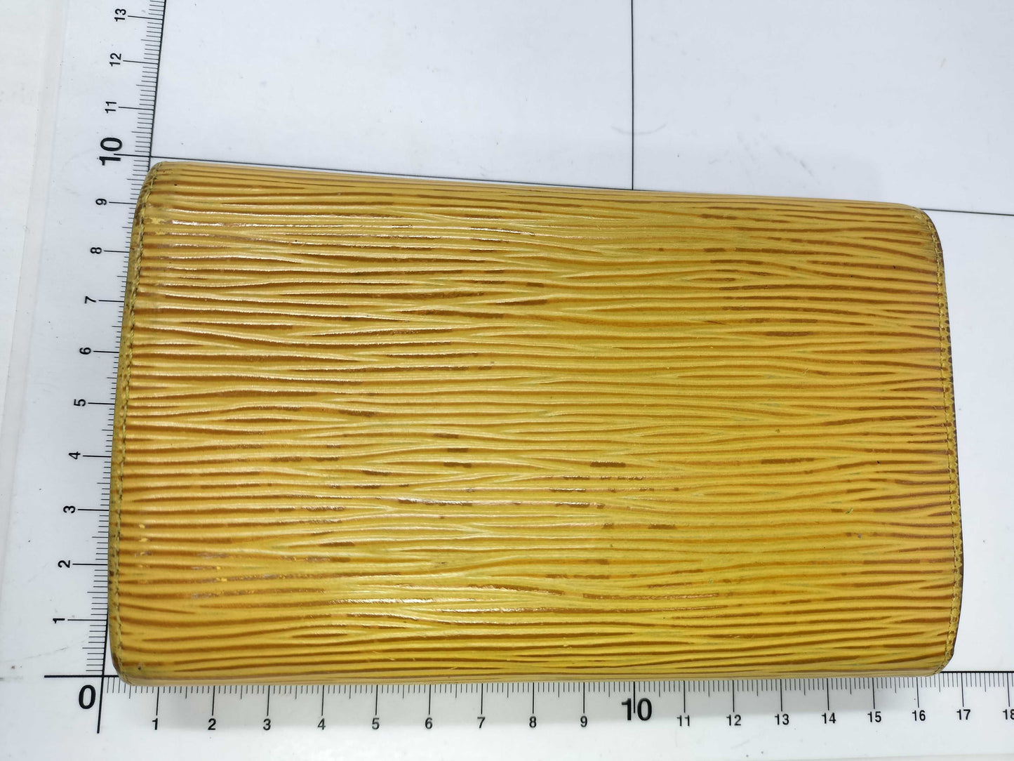 LOUIS VUITTON Epi LV Epi L-shaped Zip Wallet M61509 Wallet