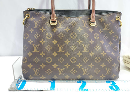 LOUIS VUITTON Monogram LV Pallas Monogram Canvas x Calfskin Leather Handbag M41064