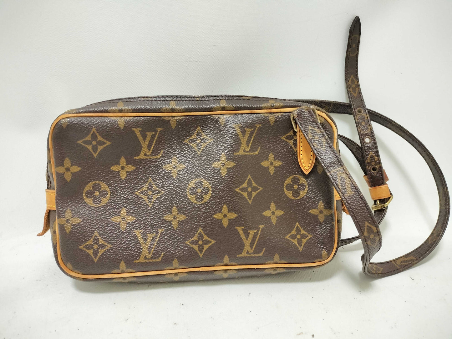 LOUIS VUITTON Monogram Louis Vuitton Pochette Marly Bandouliere Shoulder Bag