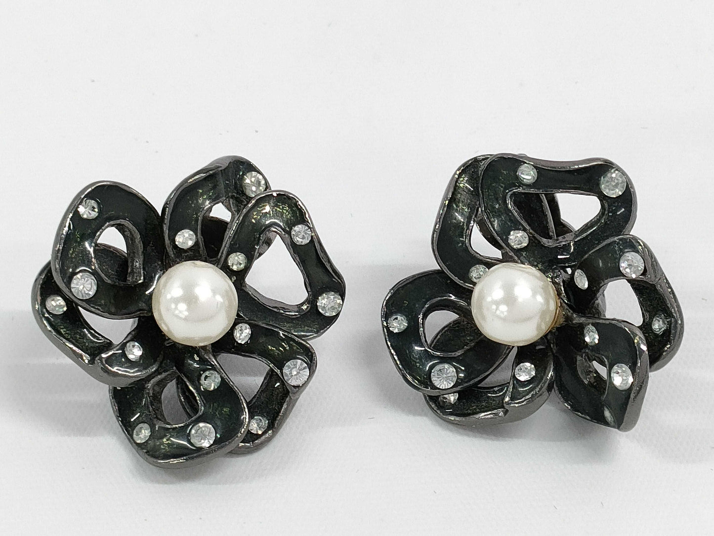 CHANEL Camellia F Pearl Rhinestone Earrings with Rice