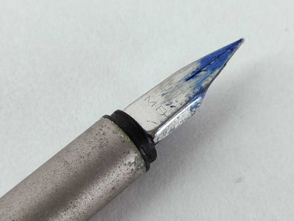 Fountain pen Pen, Fountain pen