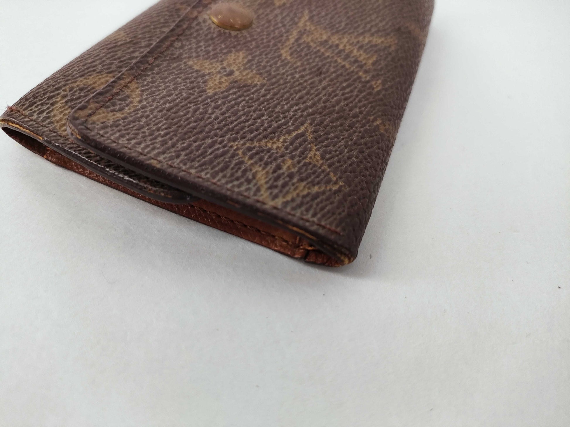 LOUIS VUITTON Monogram Louis Vuitton Key Case/Key Holder