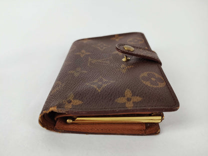 LOUIS VUITTON Monogram Louis Vuitton Wallet
