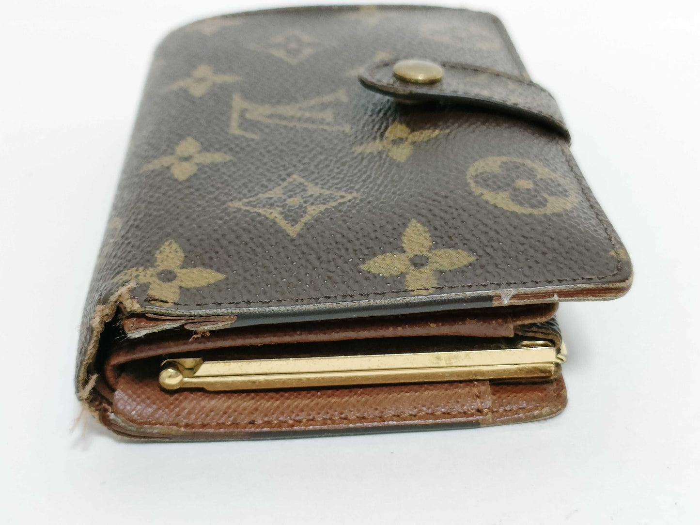 LOUIS VUITTON Monogram Louis Vuitton Wallet