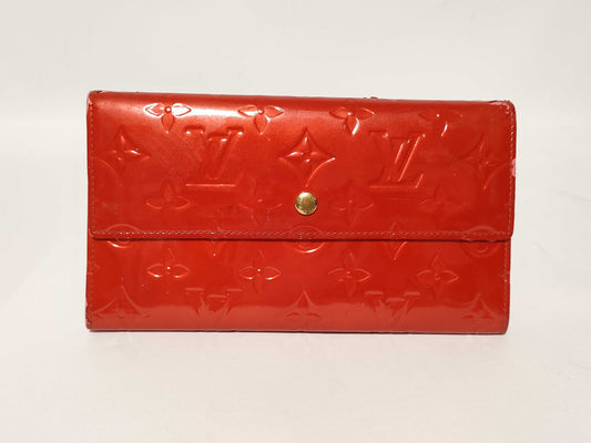 LOUIS VUITTON Epi Louis Vuitton Wallet