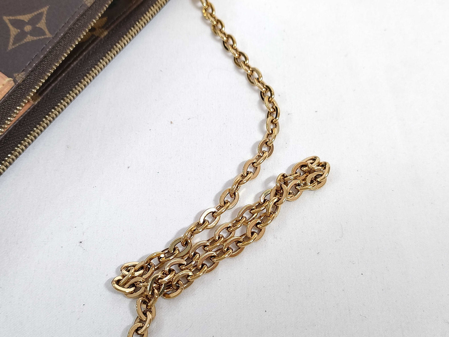 LOUIS VUITTON Monogram Handbag