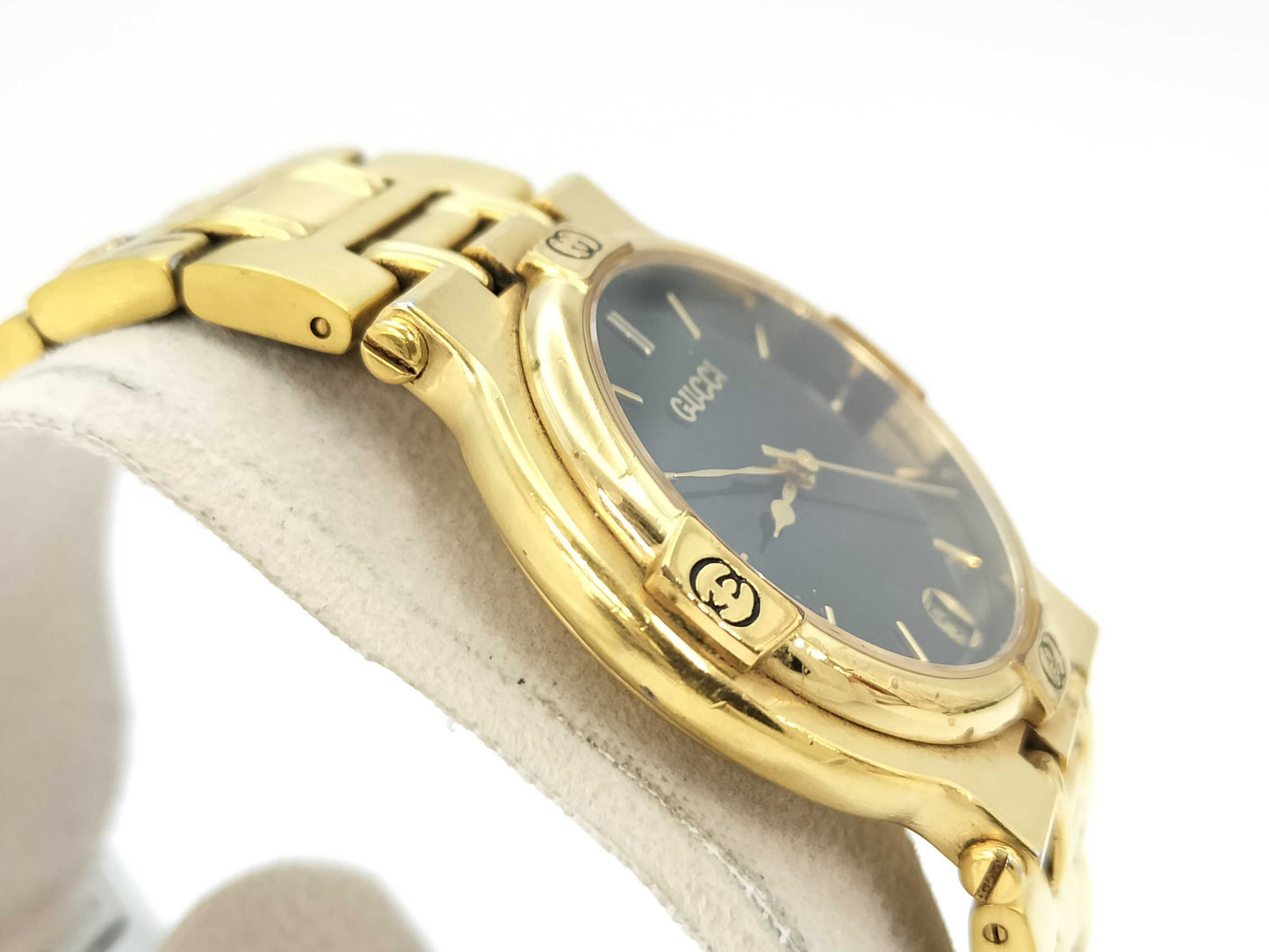 GUCCI 9200M 0062311 Quartz Black Dial Women's Watch