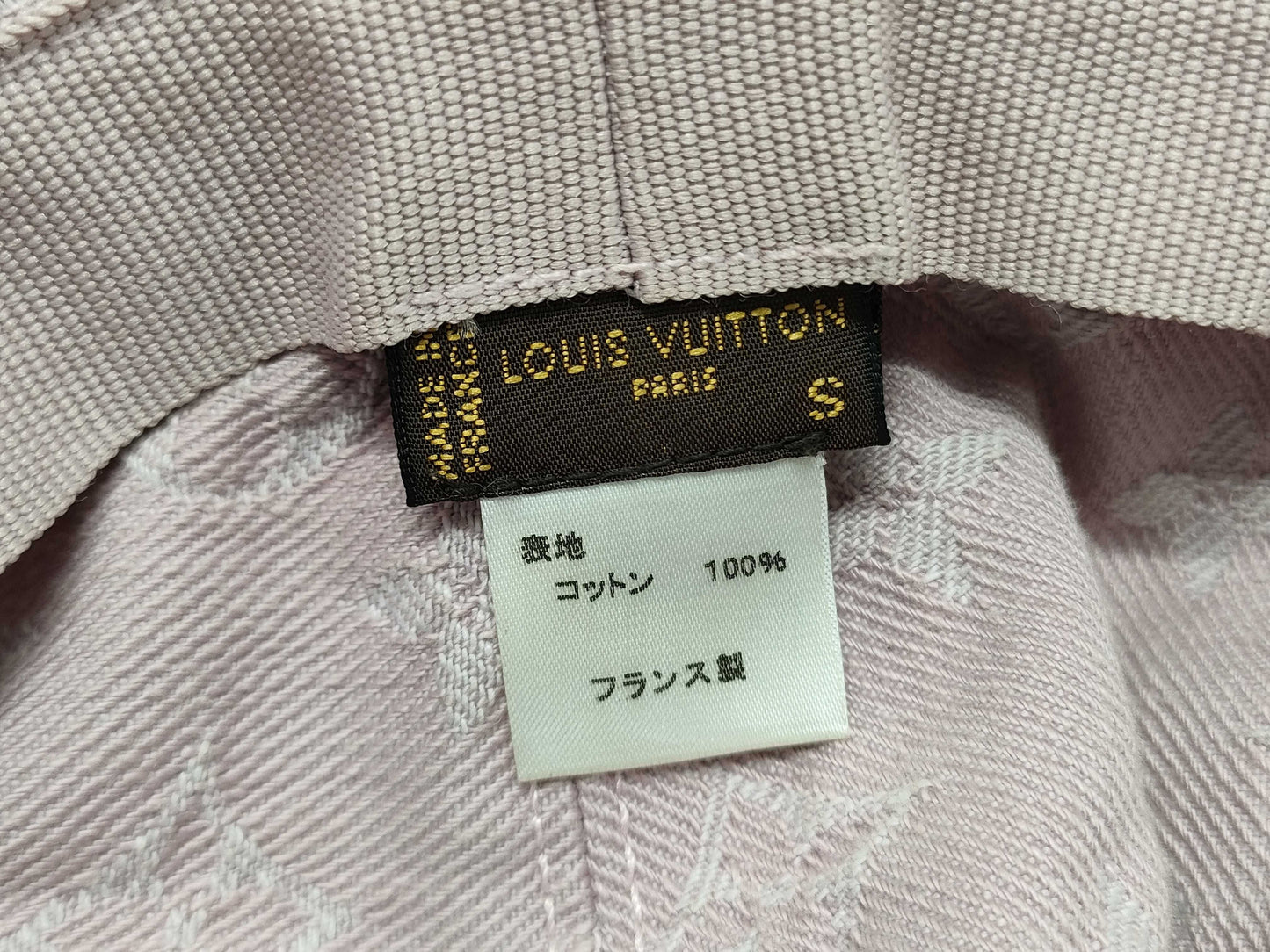 LOUIS VUITTON Louis Vuitton Hats and Other Accessories