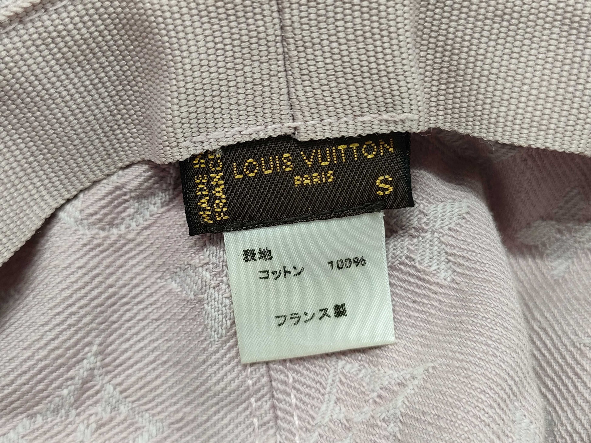 LOUIS VUITTON Louis Vuitton Hats and Other Accessories