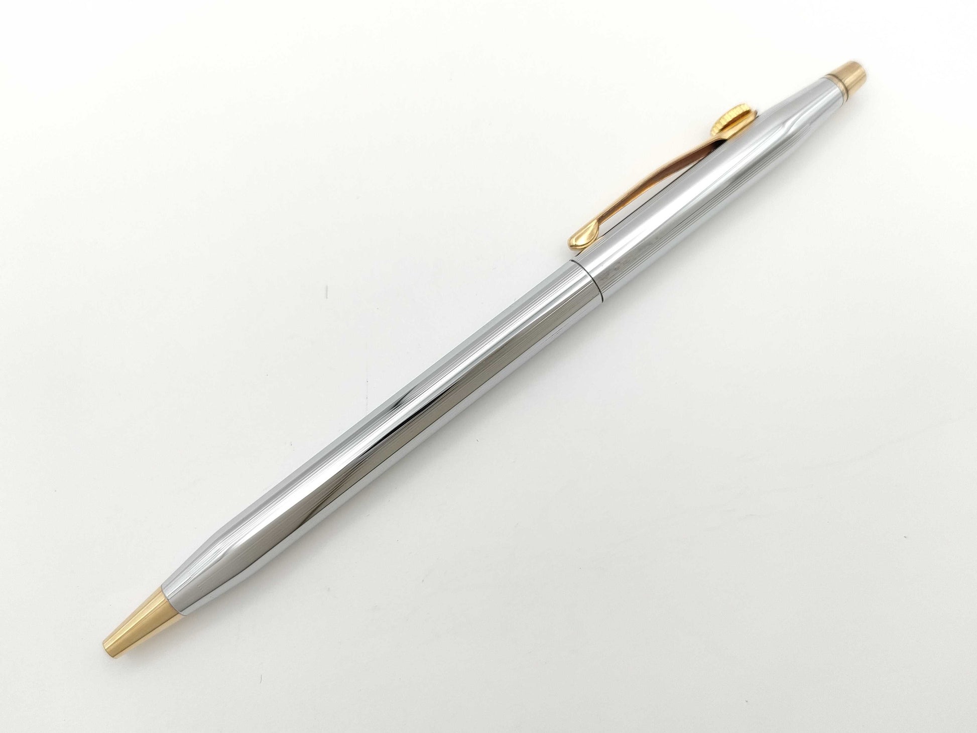 Pens and fountain pens