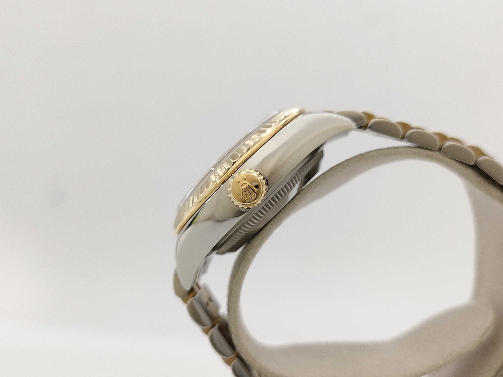 ROLEX 279173G 4014M9F4 Silver Dial Women's Watch