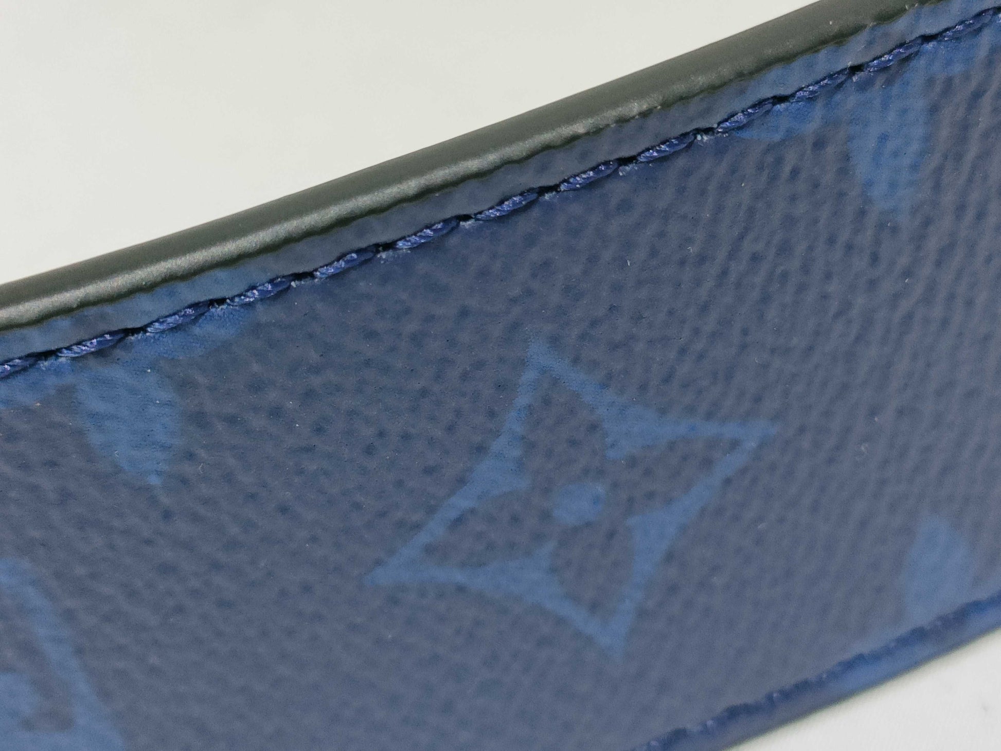 LOUIS VUITTON Monogram Louis Vuitton Shoulder Bag