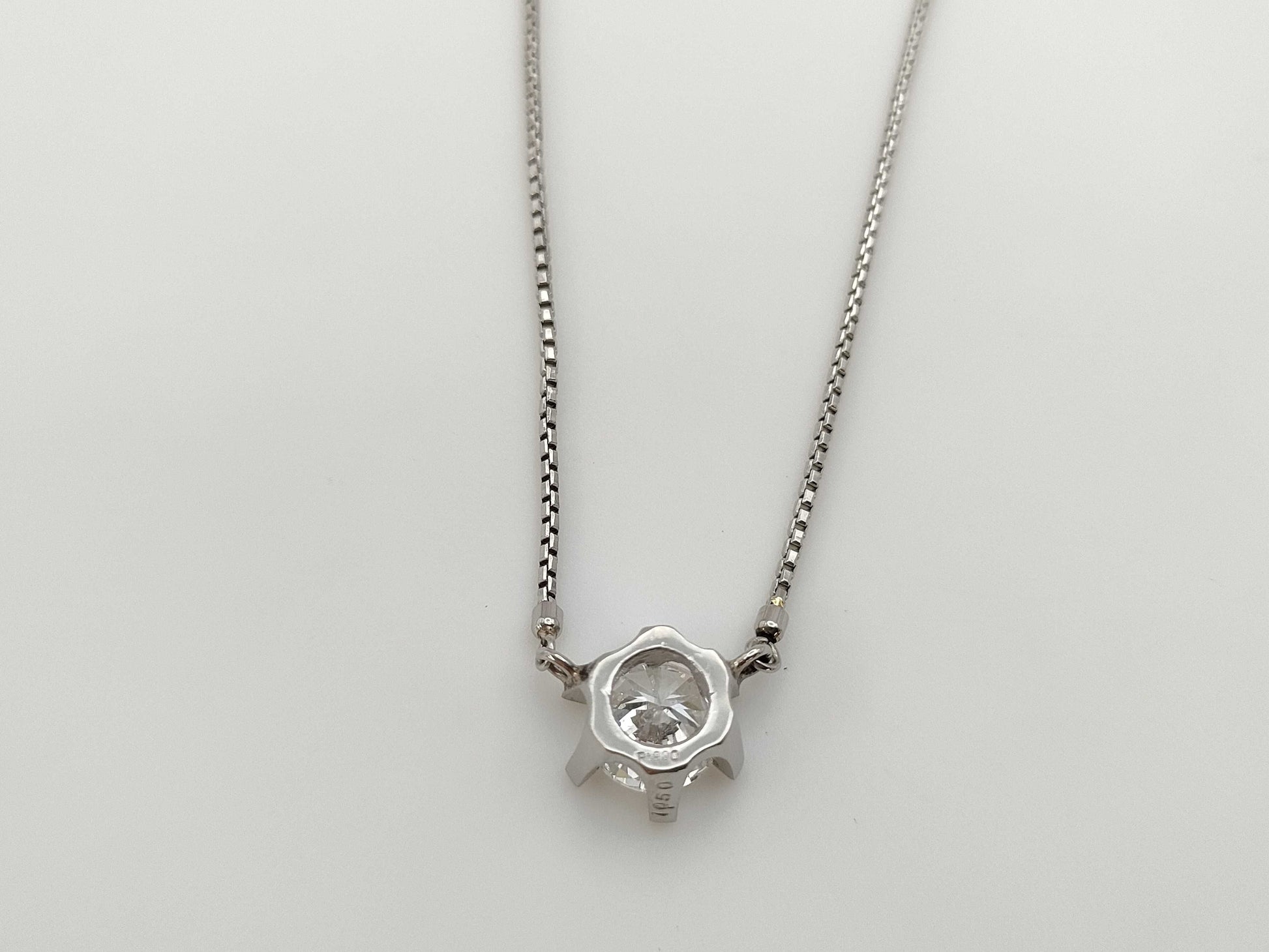 D1.050ct PT900/PT850 5.3g Necklace 