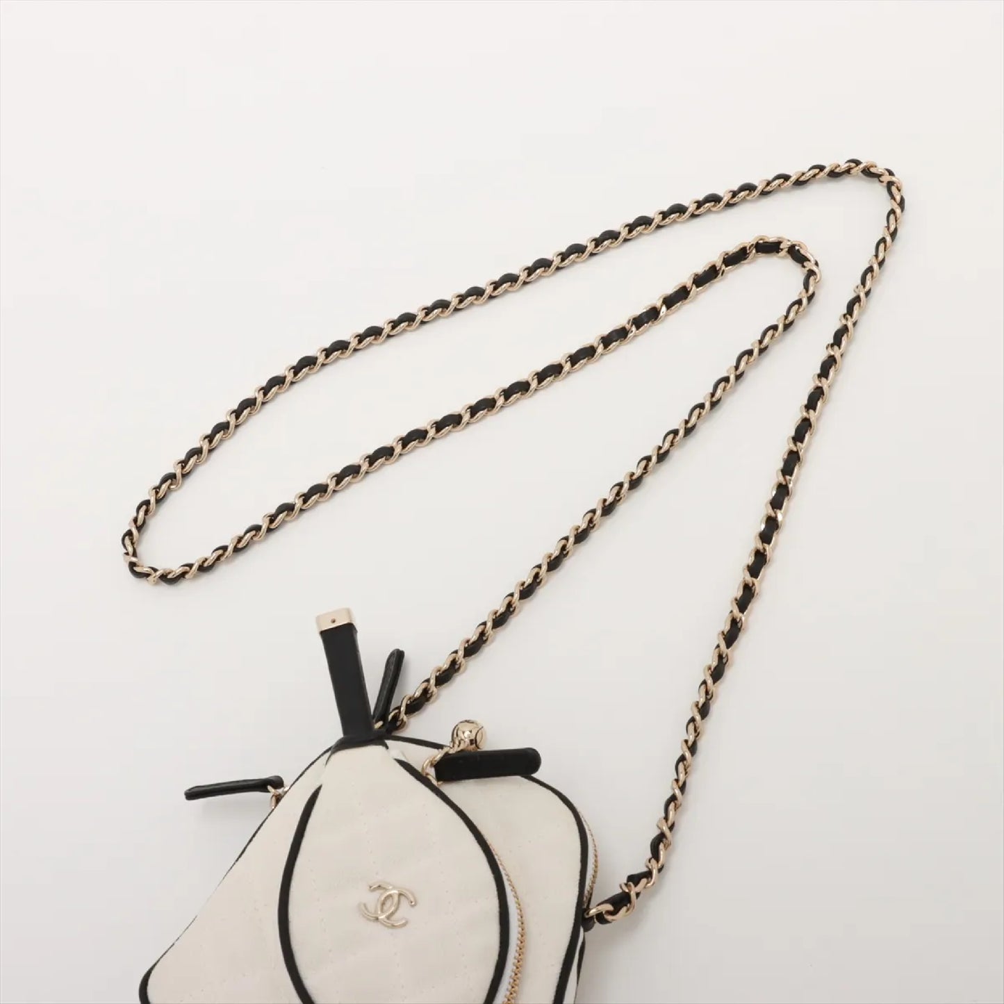  CHANEL Matelasse Chain Shoulder Bag with Random Serial Number Sticker and Mirror ACGHCUK1 AP3150 Shoulder Bag