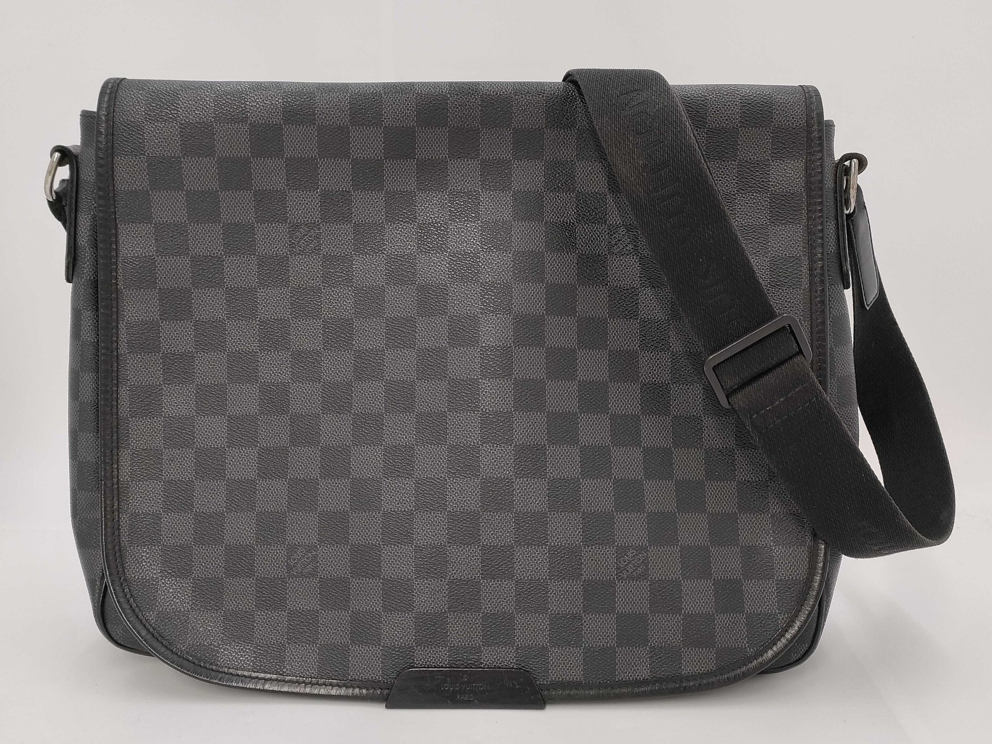 LOUIS VUITTON Damier Graphite Large Men's Flap Crossbody Bag Shoulder Bag