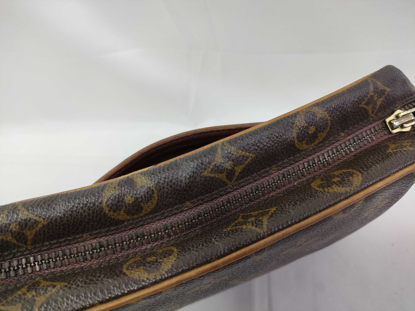 LOUIS VUITTON Monogram Louis Vuitton M51847 Compiègne 23 Second Bag Clutch Bag Monogram Second Bag