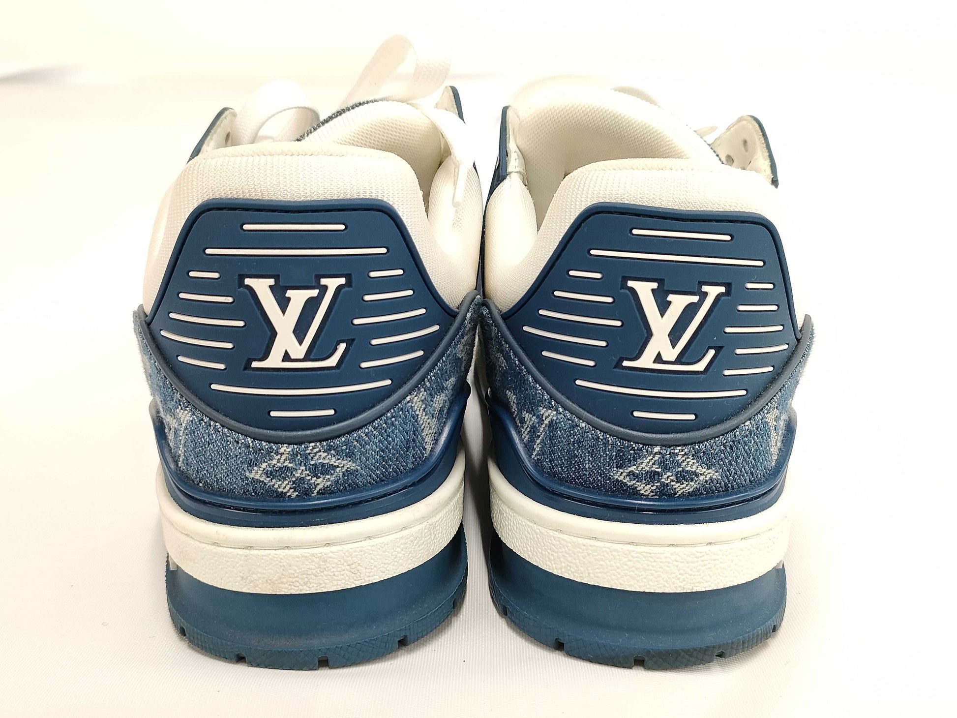 LOUIS VUITTON Louis Vuitton Trainer Sneakers Blue Size 7 Sneakers