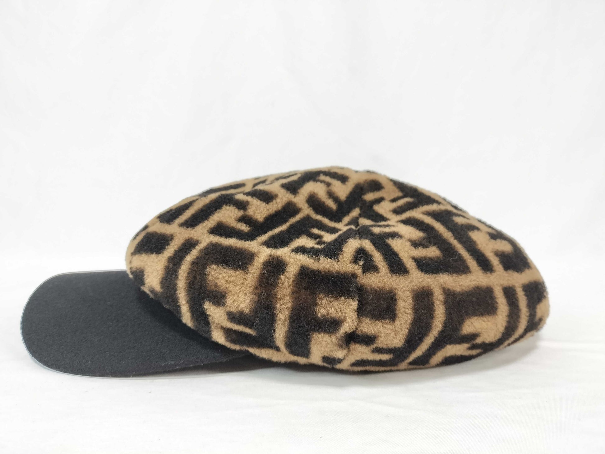 FENDI Zucca pattern Fendi Zucca wool cap, newsboy cap, and other accessories