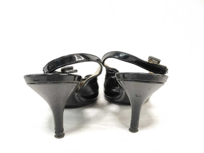 Salvatore Ferragamo Vara Ribbon Patent Leather Pumps in Black