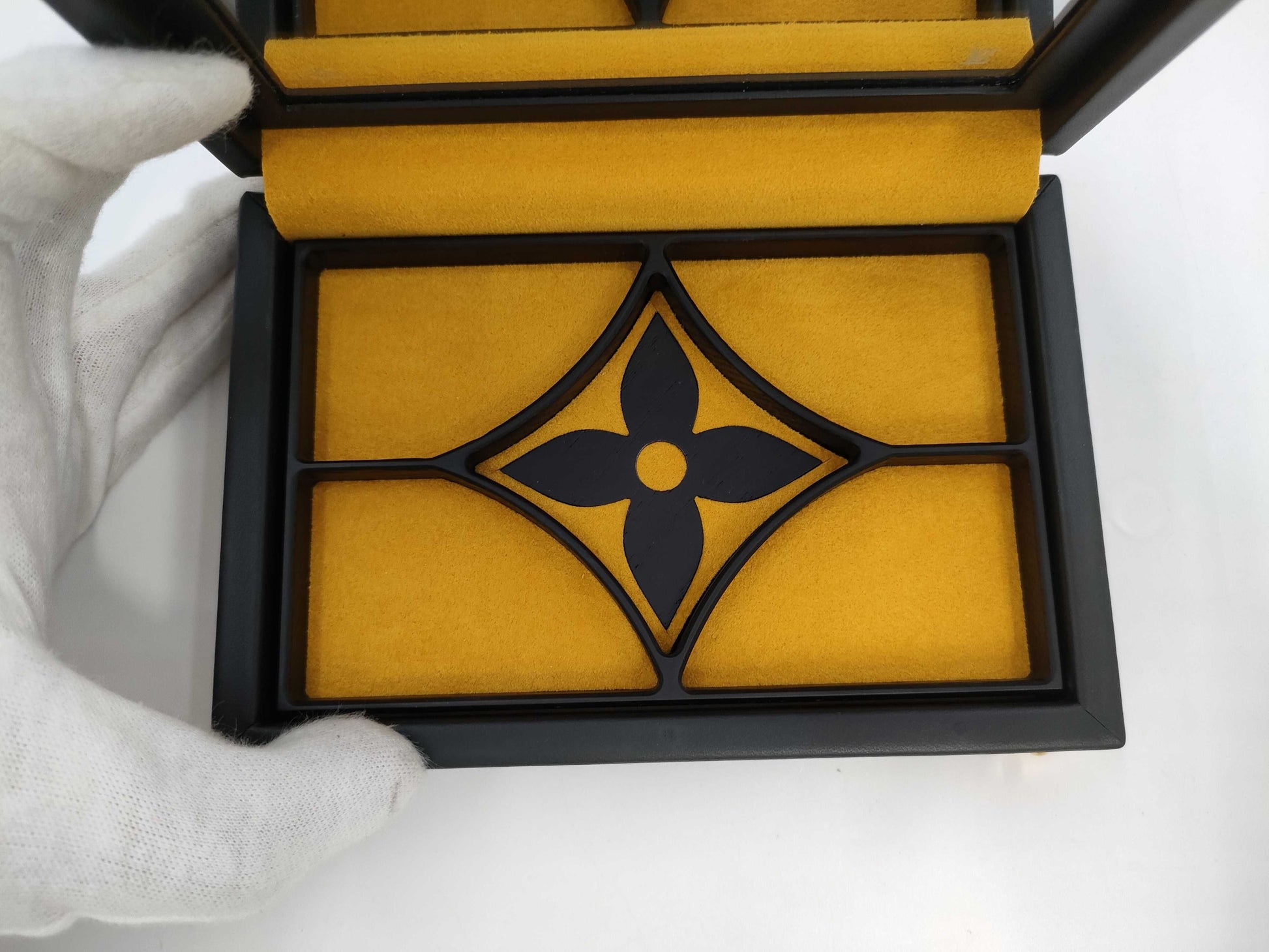 LOUIS VUITTON Jewelry Box Trunk Monogram GI0555 Vanity Bag