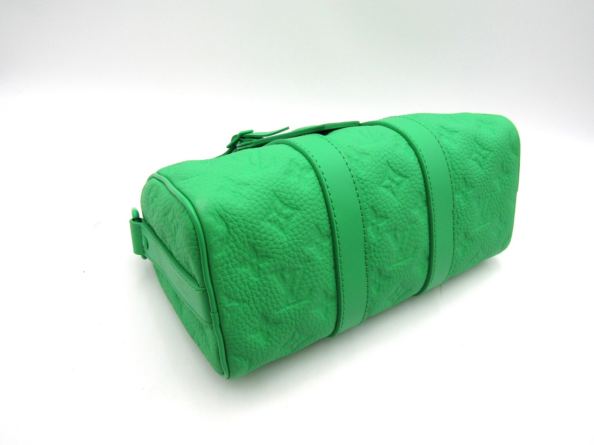 LOUIS VUITTON Keepall Bandouliere 25 M20929 Taurillon Leather Green Name Tag Handbag