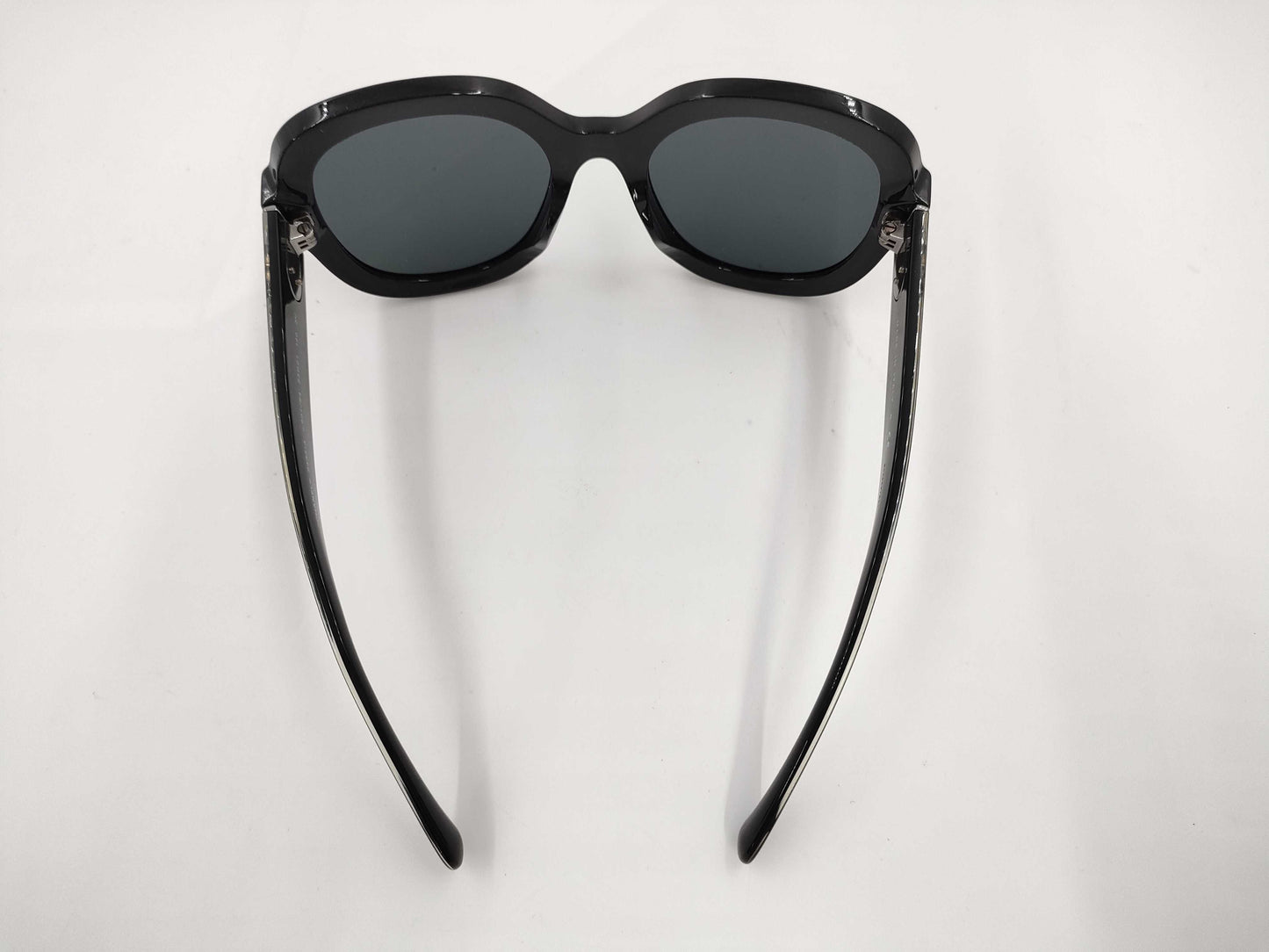  CHANEL Coco Mark Sunglasses and Glasses