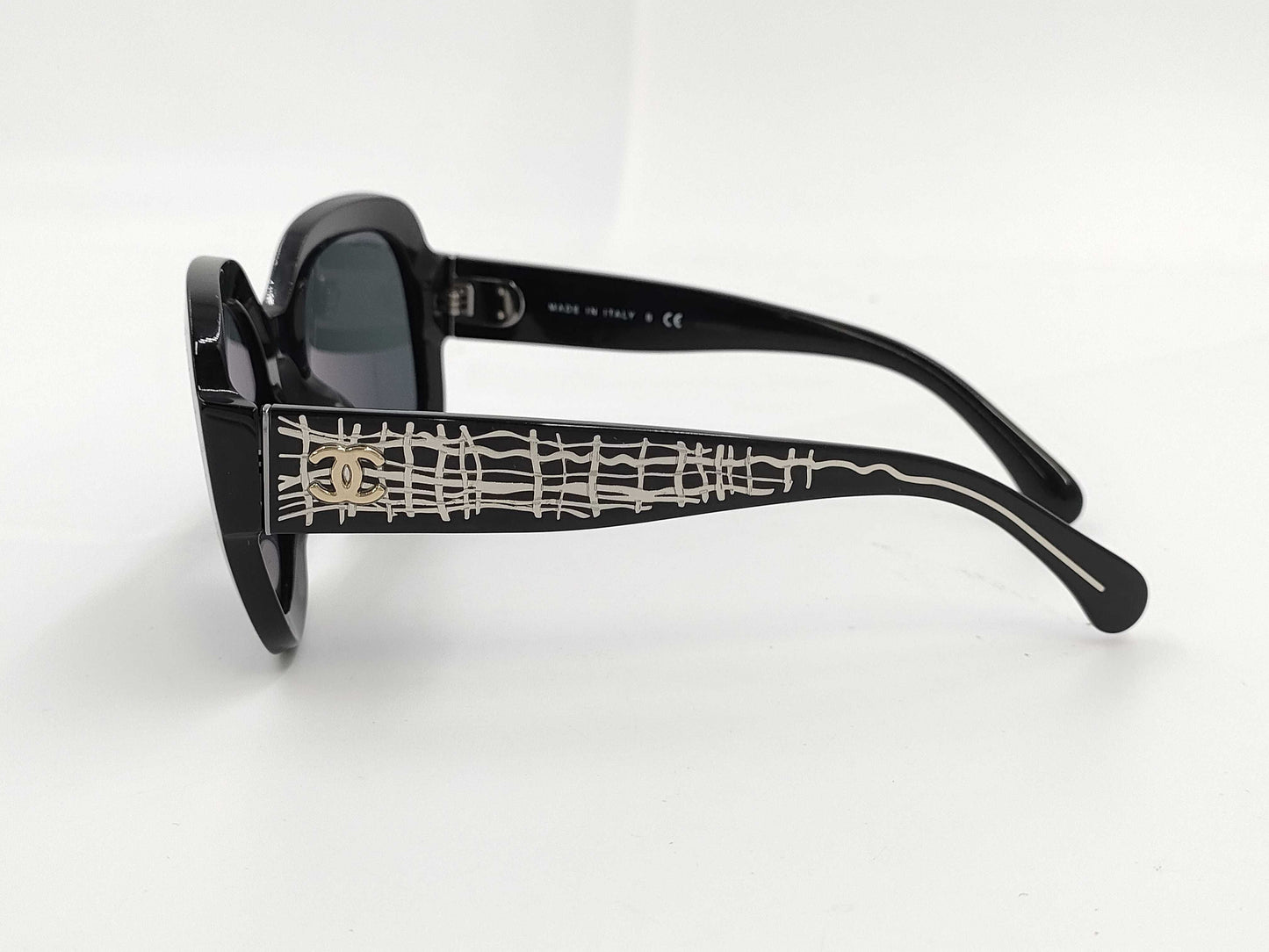  CHANEL Coco Mark Sunglasses and Glasses