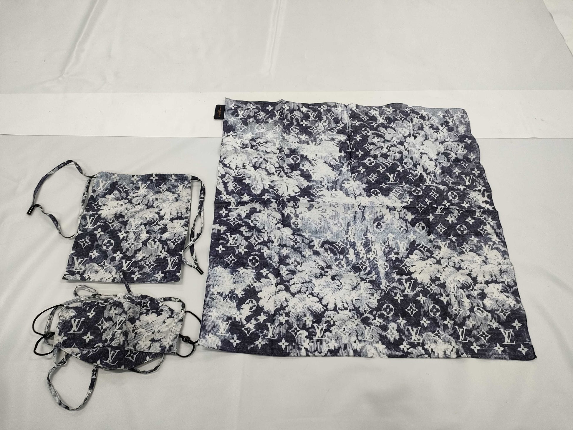 LOUIS VUITTON Monogram Tapestry Mask and Bandana Set, Other Accessories