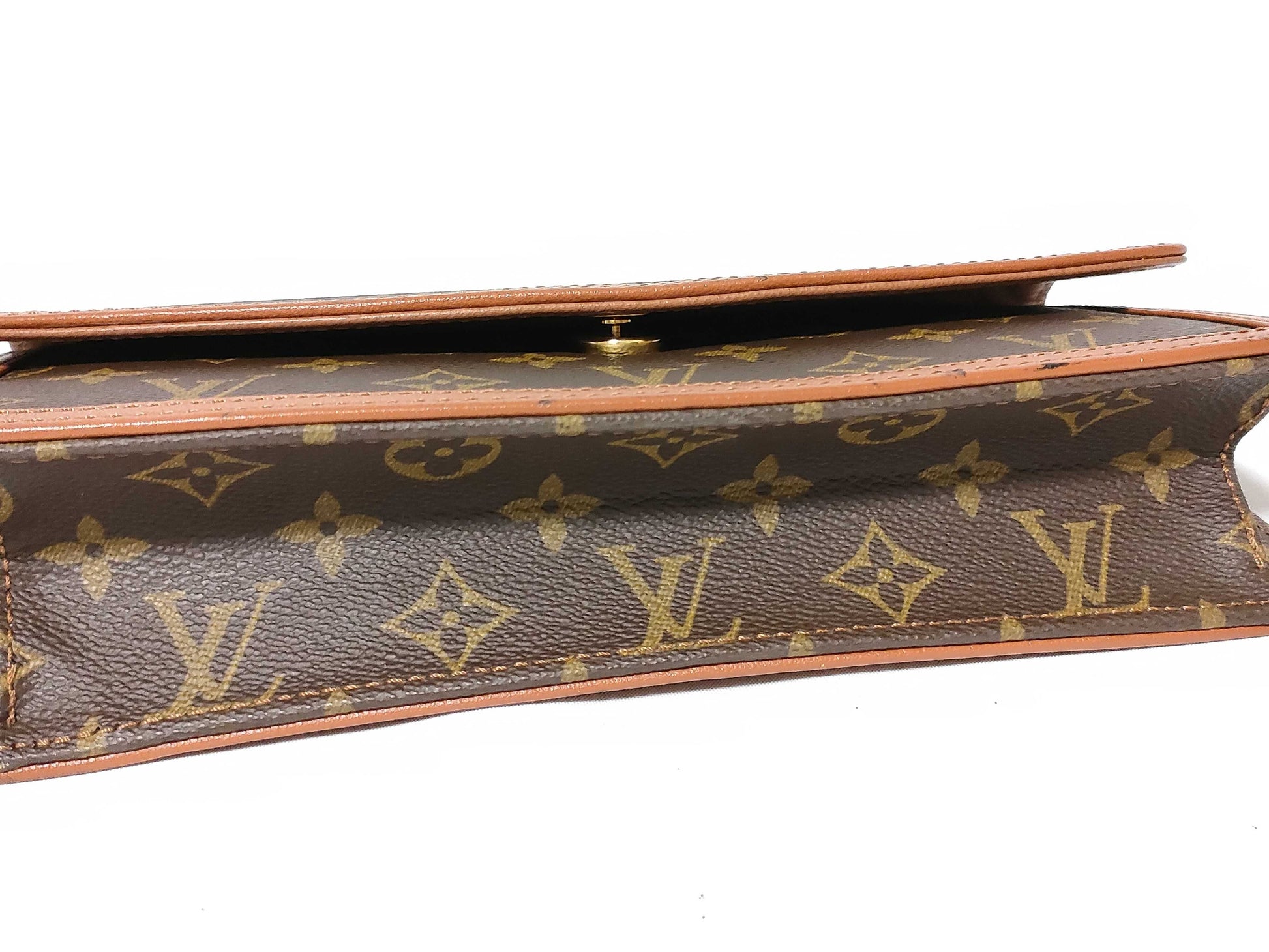 LOUIS VUITTON Monogram LOUIS VUITTON Monogram Vuitton Monogram Pochette Dame Second Bag