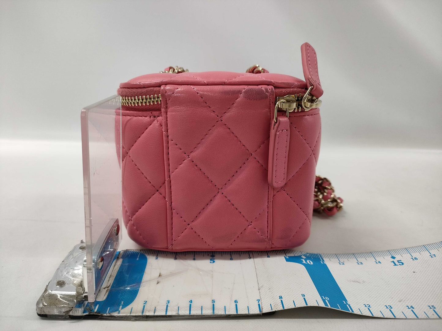 CHANEL Matelasse Vanity Chain Shoulder Bag