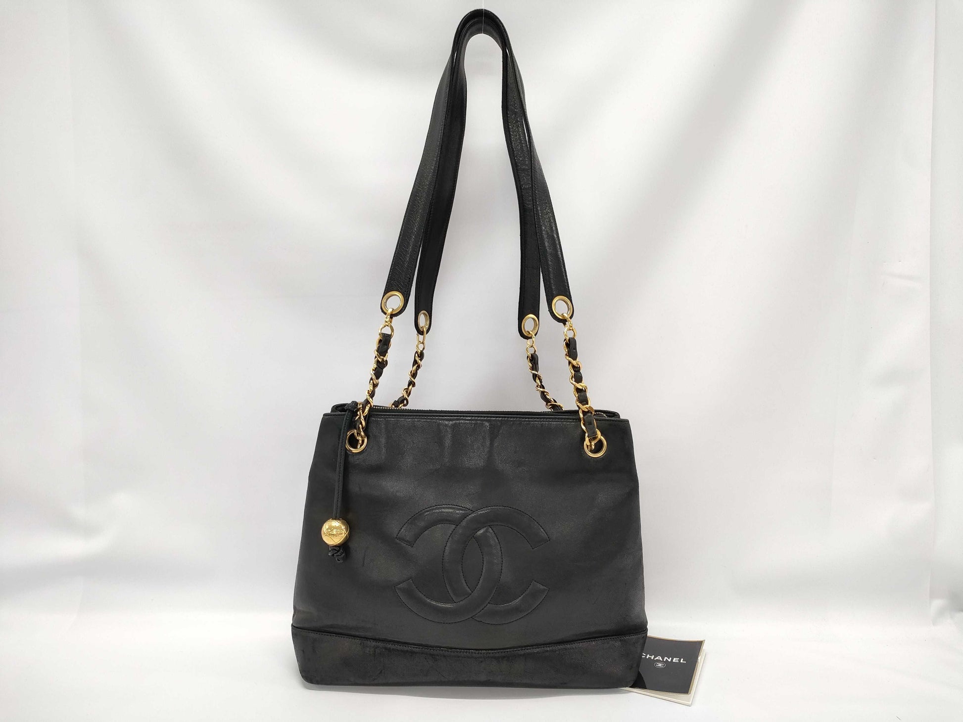 CHANEL Matelasse Shoulder Bag, Chain Shoulder Bag, Lambskin, Black, with Seal Marks, Grade B