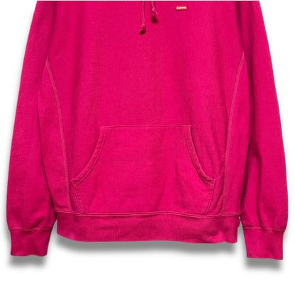 Supreme 20SS Small Box Logo Sweatshirt Fuchsia Small Box Logo Sweatshirt Hoodie M Shoulder 50cm x Sleeve 66cm x Chest 60cm x Wearing Top