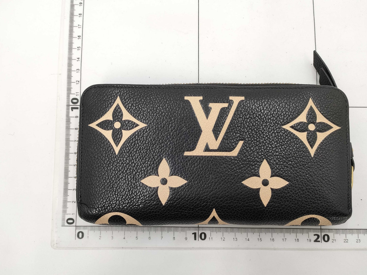 LOUIS VUITTON Empreinte Giant Zippy Wallet, Two-Tone, M80481, Wallet