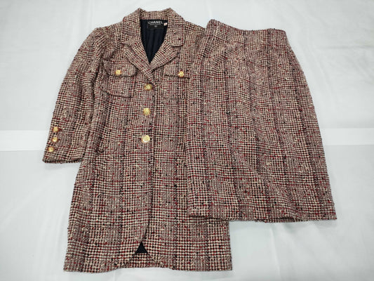 CHANEL VINTAGE Tweed Set, Size 34, Jacket, Gold Buttons, Other Apparel