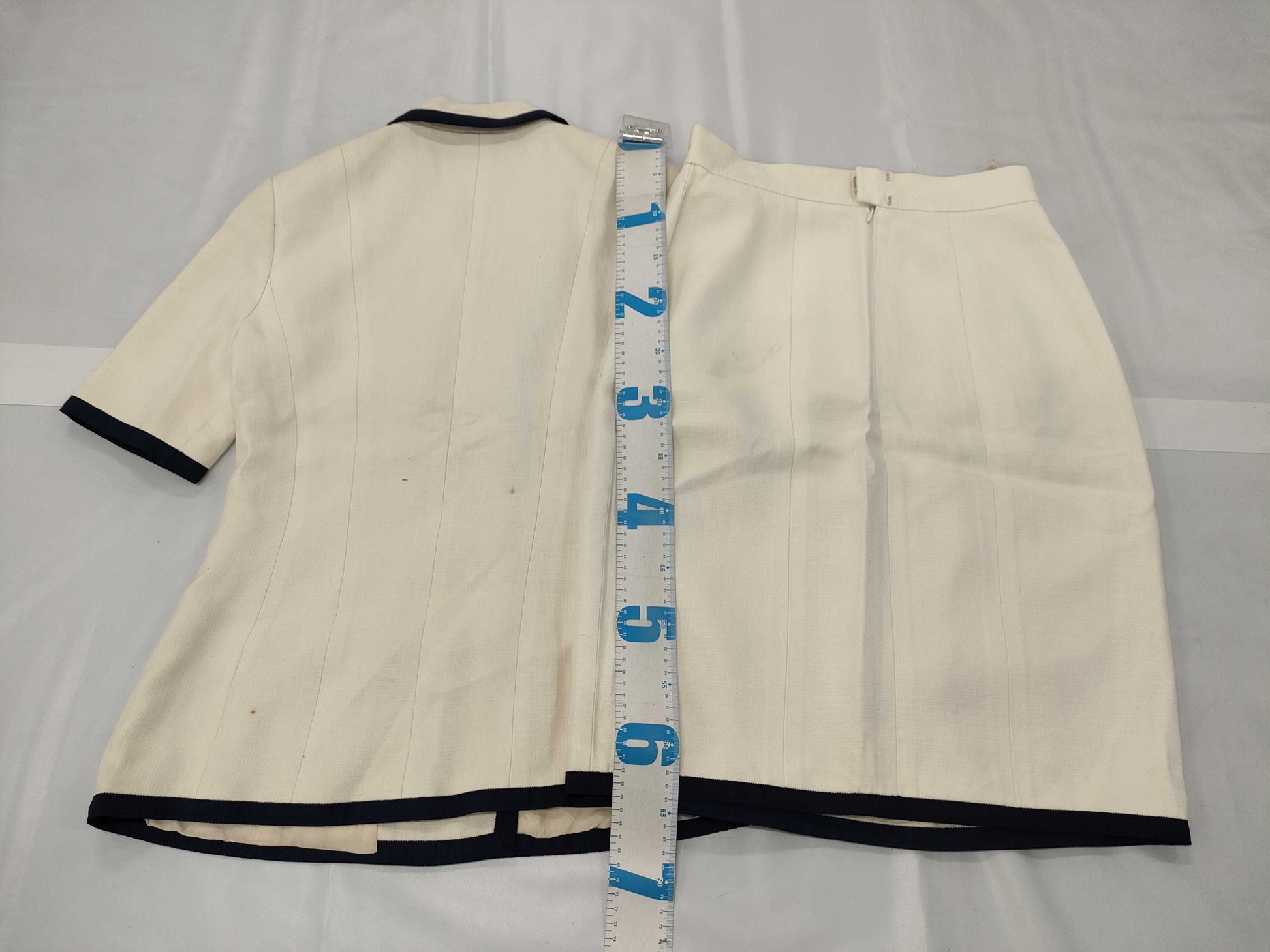CHANEL VINTAGE Jacket Set, Size 42, White, Coco Mark Buttons, Other Apparel