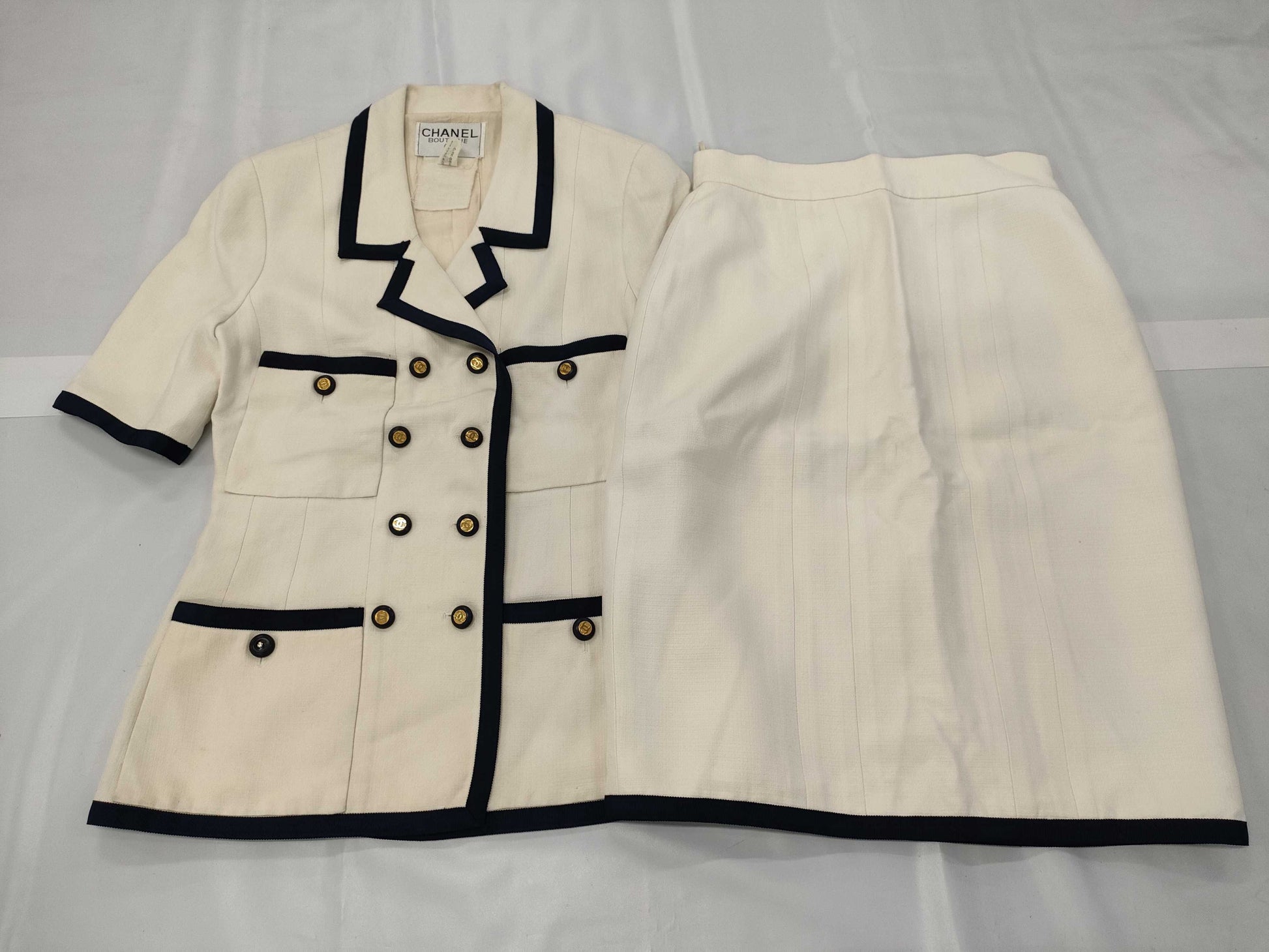 CHANEL VINTAGE Jacket Set, Size 42, White, Coco Mark Buttons, Other Apparel