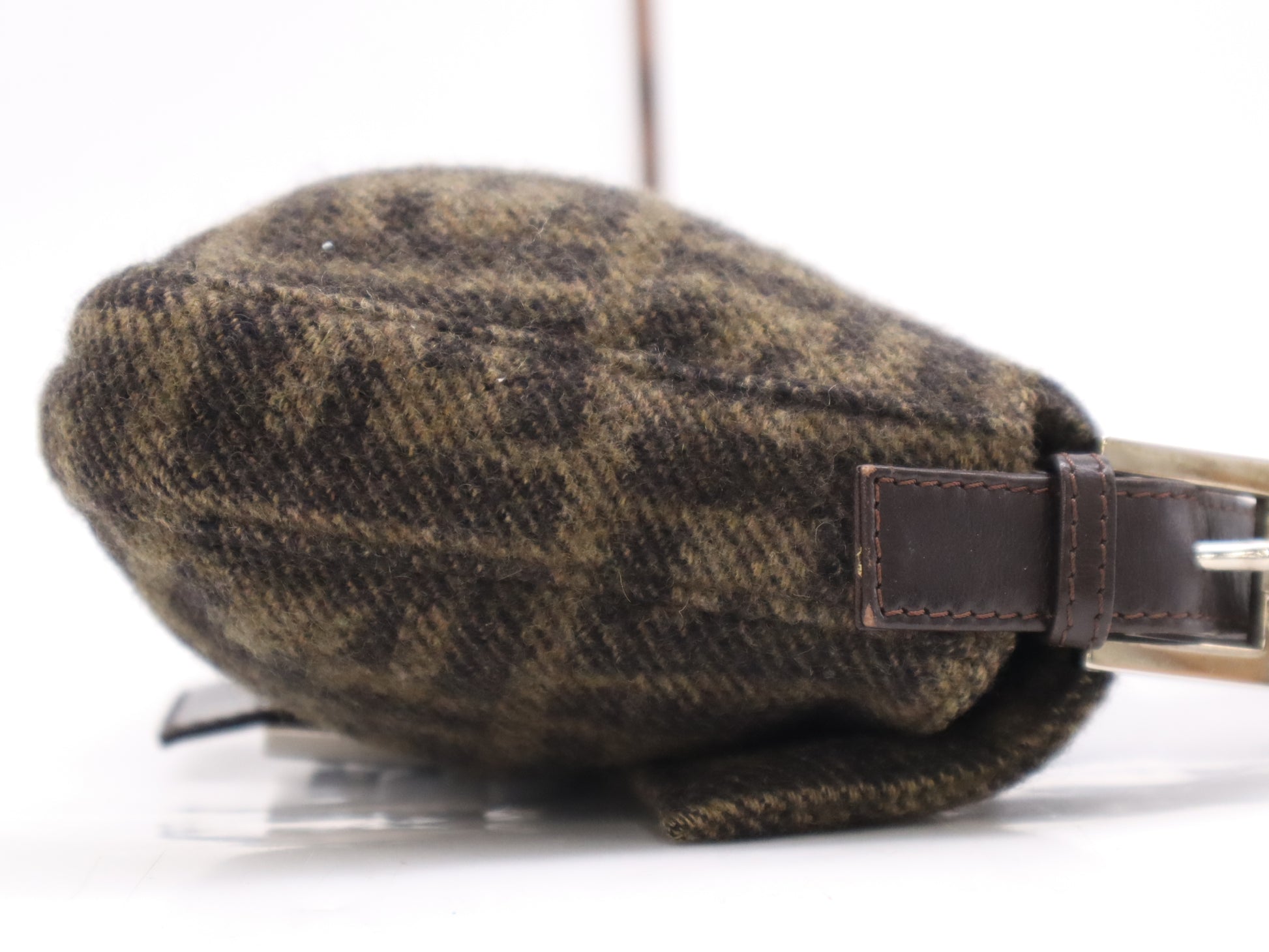 FENDI Wool and Leather Zucca Pattern Mamma Bucket One-Shoulder Bag Beige Brown Shoulder Bag