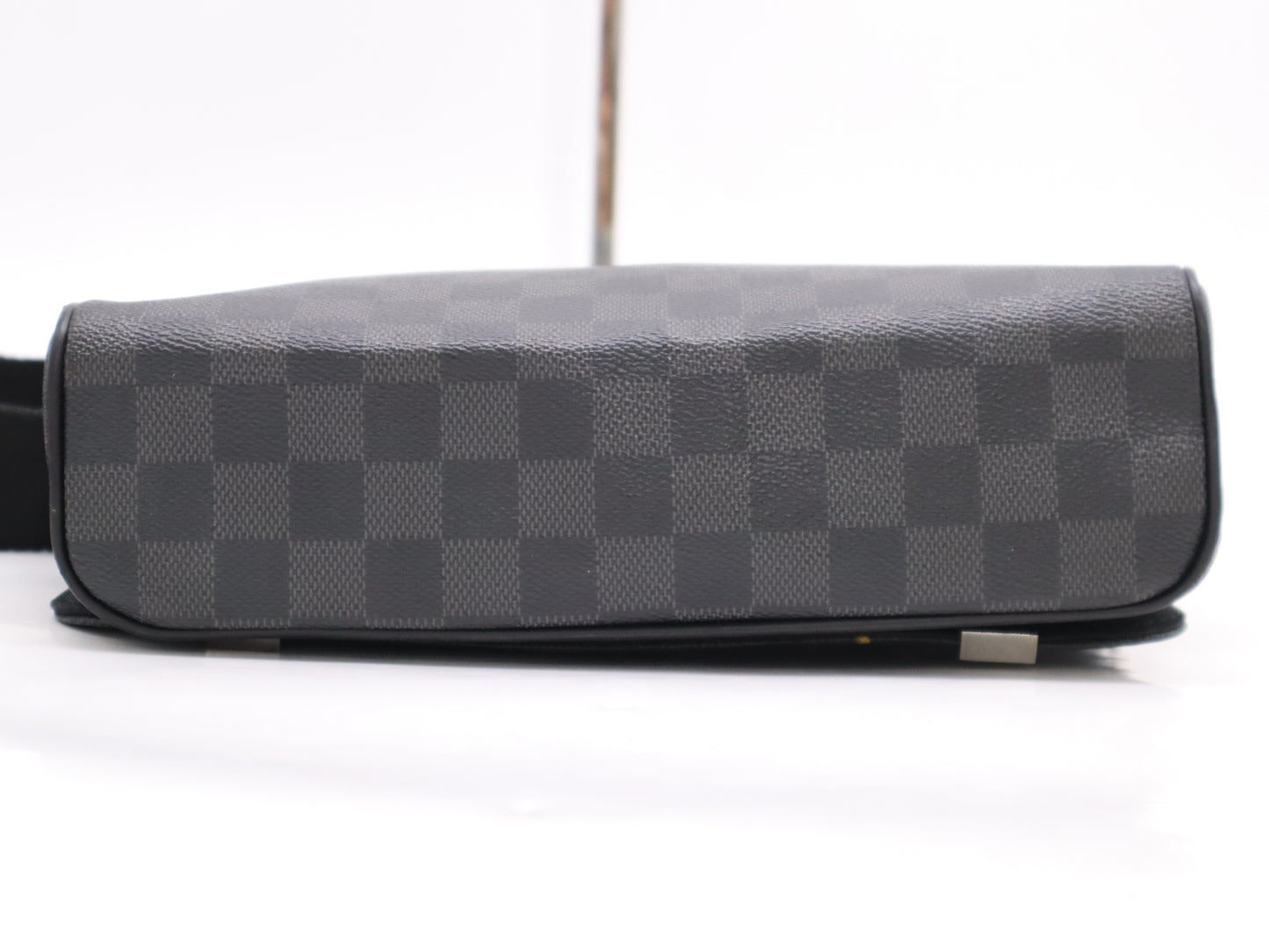 LOUIS VUITTON N41054 Graphite District PM NM Shoulder Bag/Messenger Bag with LV League Travel Sticker