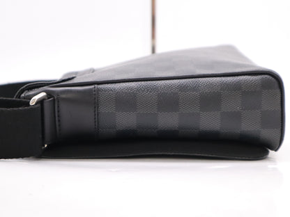 LOUIS VUITTON N41054 Graphite District PM NM Shoulder Bag/Messenger Bag with LV League Travel Sticker