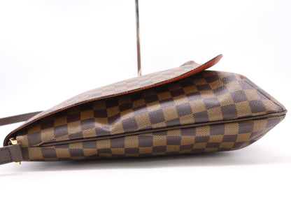 LOUIS VUITTON N51302 Damier Musette Shoulder Bag