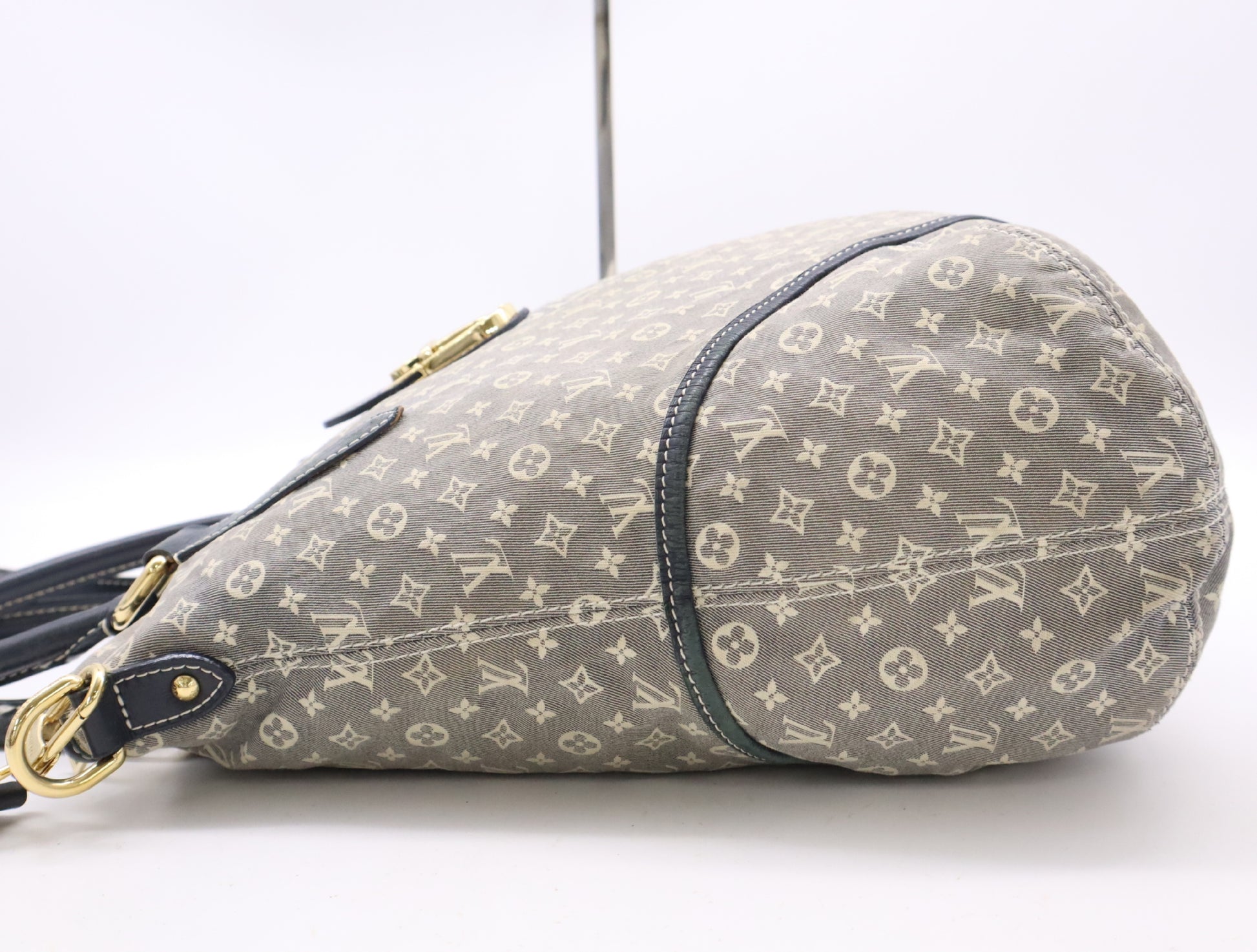 LOUIS VUITTON M56697 Idylle Elegie Shoulder Bag with Ankle Shoulder Strap