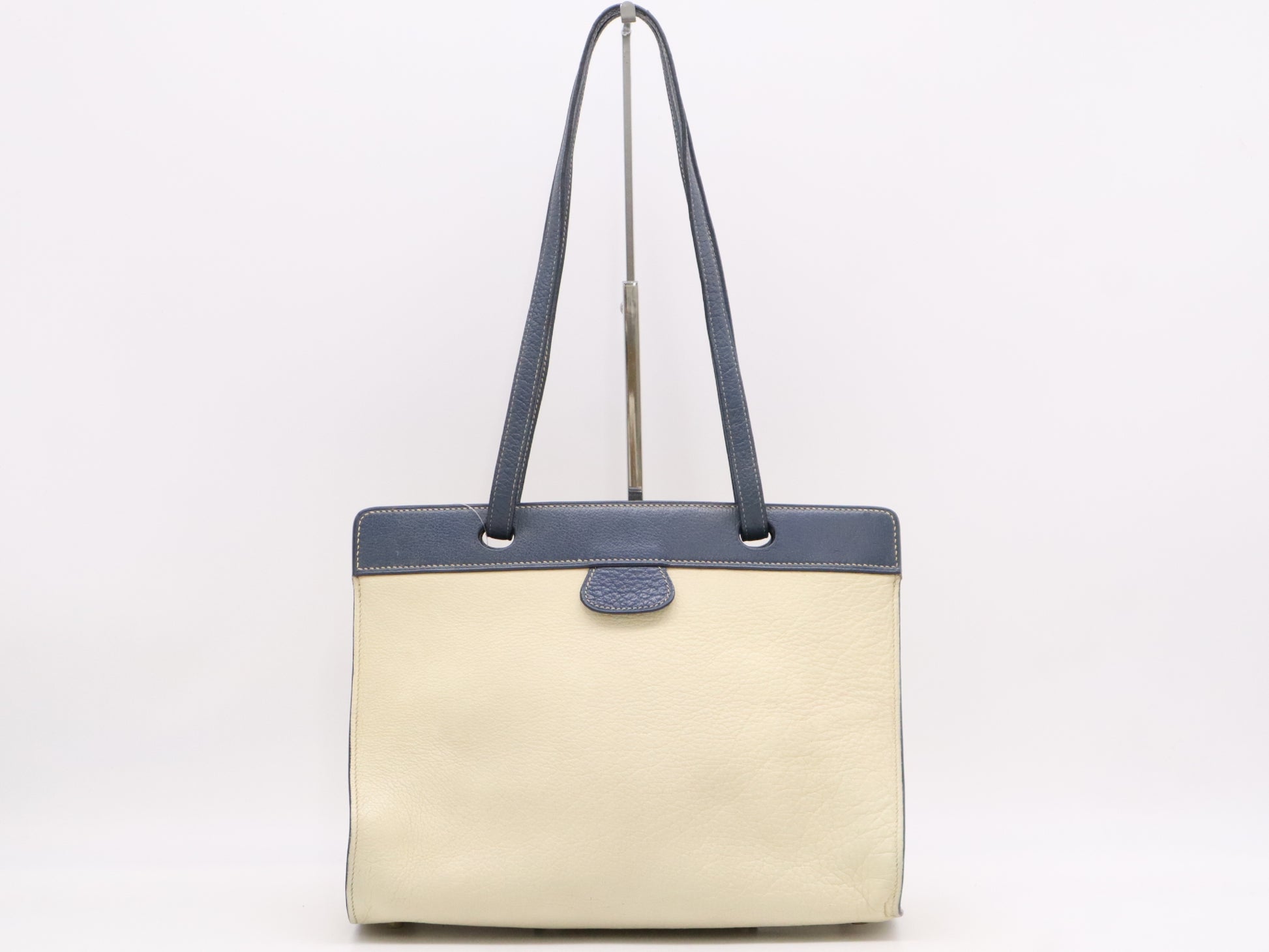 HERMES Leather Museau Shoulder Bag in White and Navy, □E Stamp, 2001