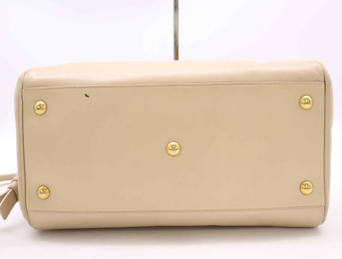 SAINT LAURENT Leather Classic Duffle 6 2-way Handbag/Shoulder Bag in Beige with GD Hardware and Clochet closure