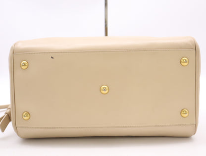 SAINT LAURENT Leather Classic Duffle 6 2-way Handbag/Shoulder Bag in Beige with GD Hardware and Clochet closure