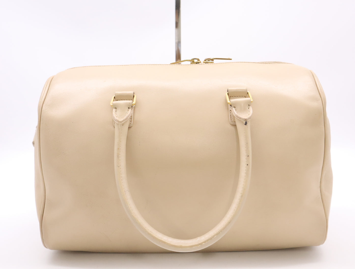 SAINT LAURENT Leather Classic Duffle 6 2-way Handbag/Shoulder Bag in Beige with GD Hardware and Clochet closure