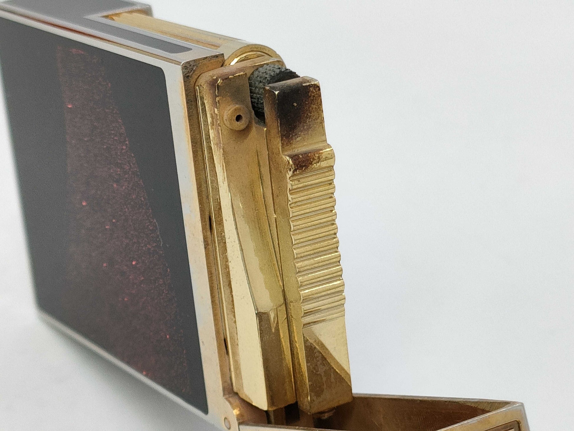 S.T.Dupont D-Line Lighter, Reddish-Brown Lacquer with Glitter, Pink Gold Color, Box and Case Included, Other Accessories