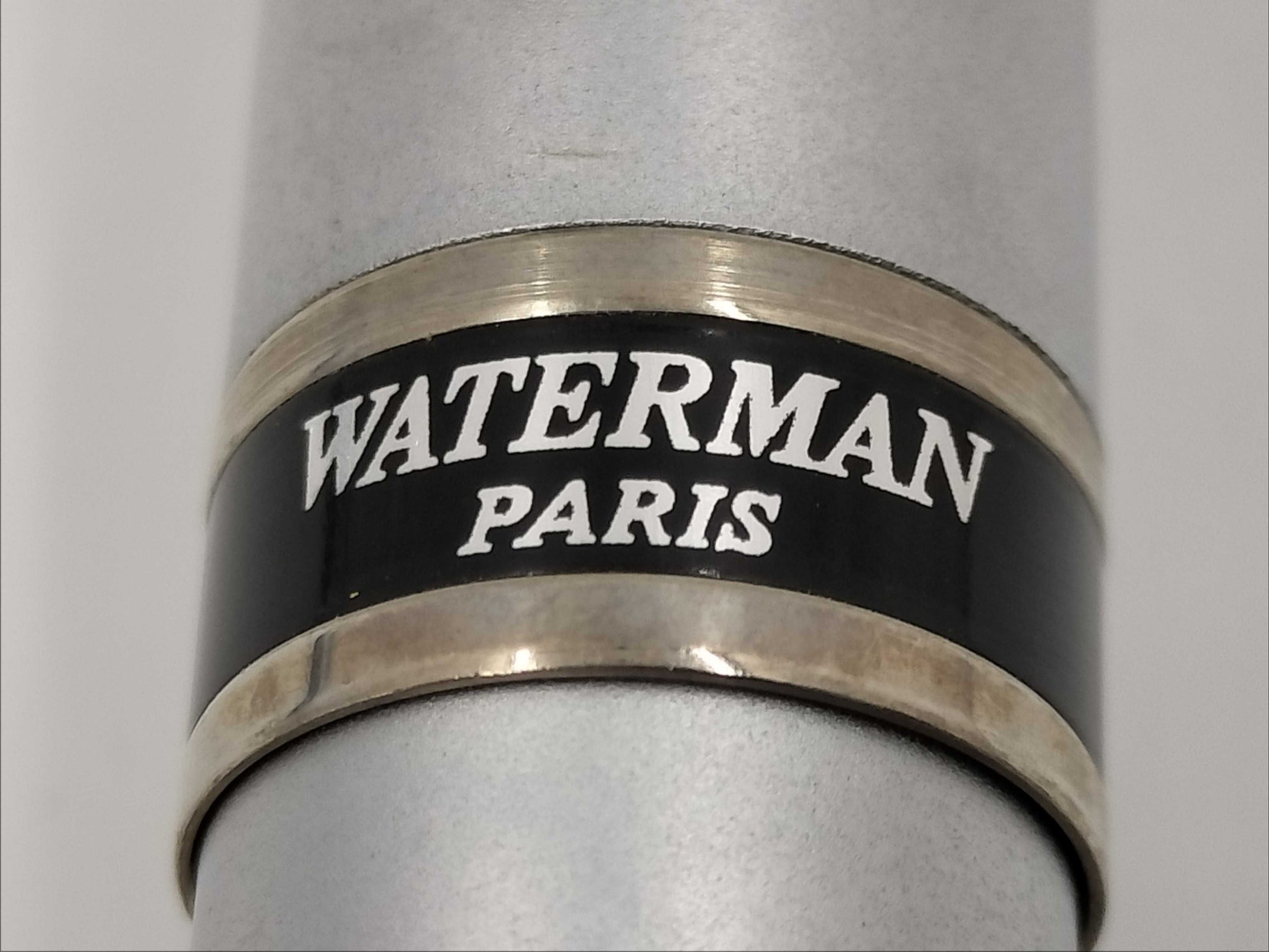 Fountain pen, silver. Pens and fountain pens.